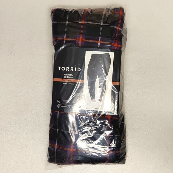 ❤️NWT VINTAGE TORRID LEGGING - HALLOWEEN TREAT PLAID - COMFORT WAIST OPAQUE 4X - Picture 4 of 10